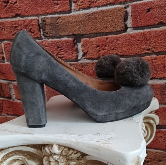 FUN Jeffrey Campbell HEELS - Picture 3 of 12